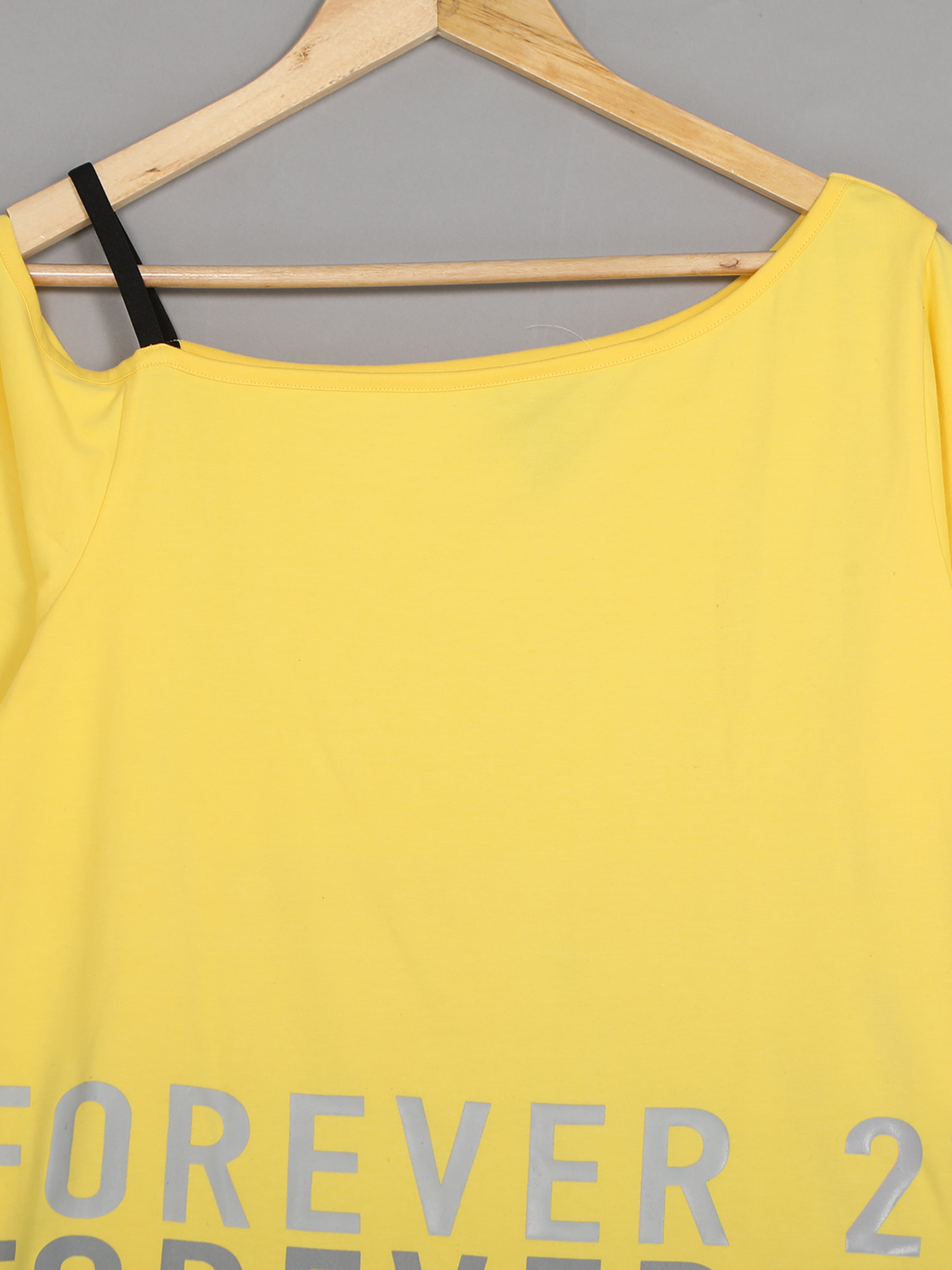 Women's Off Shoulder Short Sleeve Stylist T-shirt-Yellow