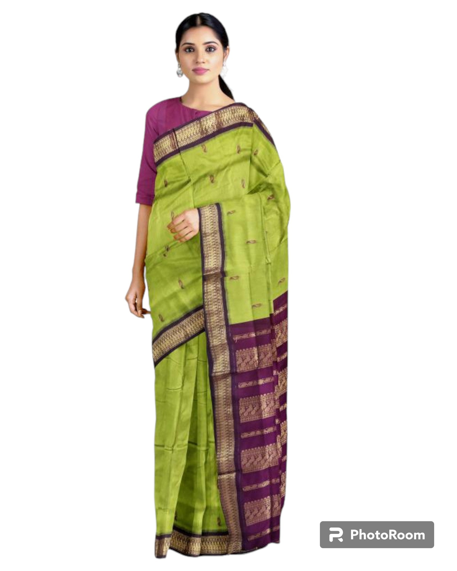 HerClozet Soft silk Gadwal boota Zari Weaving Saree-(Green;Maroon)